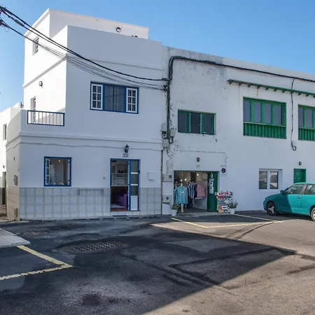 Casa Vista Al Mar بيت للعطل *